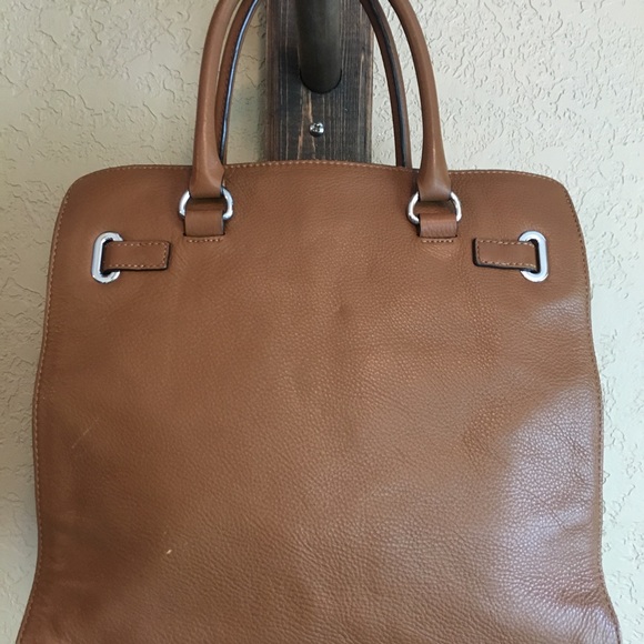 Michael Kors Large Leather Hamilton Bag - Picture 4 of 8
